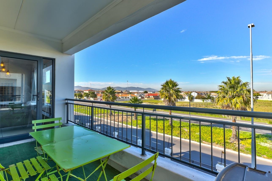 To Let 1 Bedroom Property for Rent in Sandown Western Cape